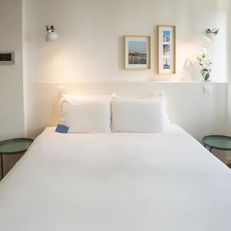 Riverside Rooftop * 波尔图