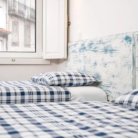 Riverside Rooftop * Порту