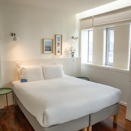 Апартаменты Riverside Rooftop