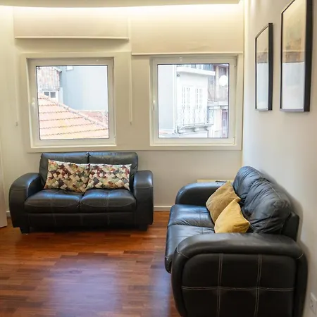 Riverside Rooftop * Порту