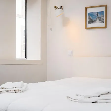 Riverside Rooftop Porto