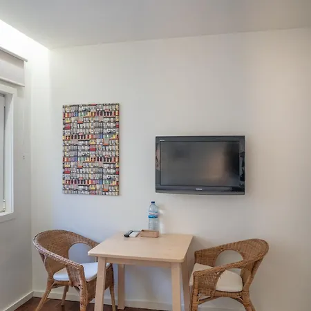 Riverside Rooftop Apartment *