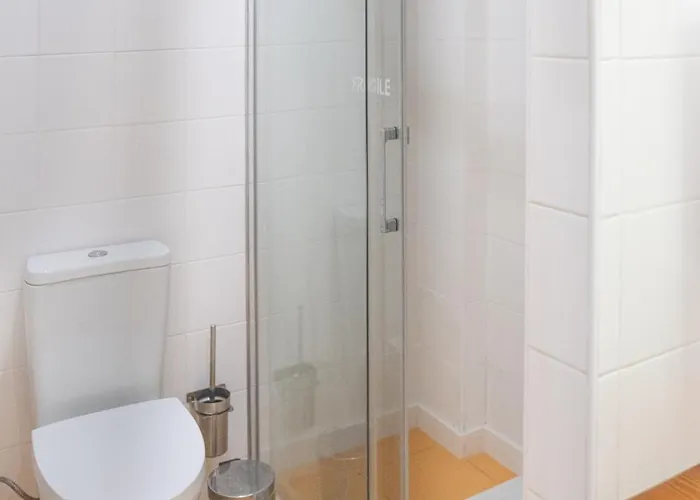 Riverside Rooftop Apartment Porto