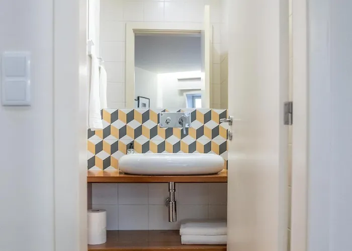 Riverside Rooftop Apartment Porto