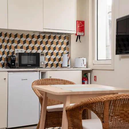 Riverside Rooftop Appartement